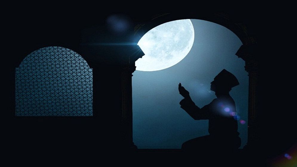 তাহাজ্জুদের নামাজ বান্দাকে আল্লাহর প্রিয় করে তোলে
