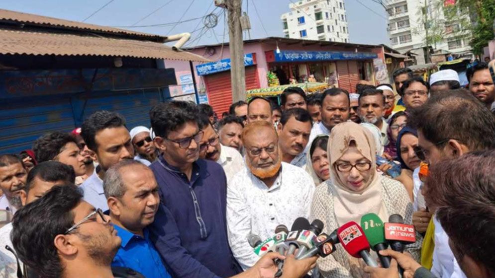 ধর্ষণ বৃদ্ধিতে দায়ী হাসিনার প্রশাসন, ইসলামিক আইনে বিচারের পক্ষে আফরোজা আব্বাস