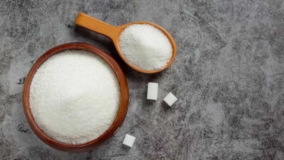 চিনি খাওয়া বাদ দিয়েছেন শাহরুখ থেকে জন, ১৪ দিন চিনি না খেলে যা হবে