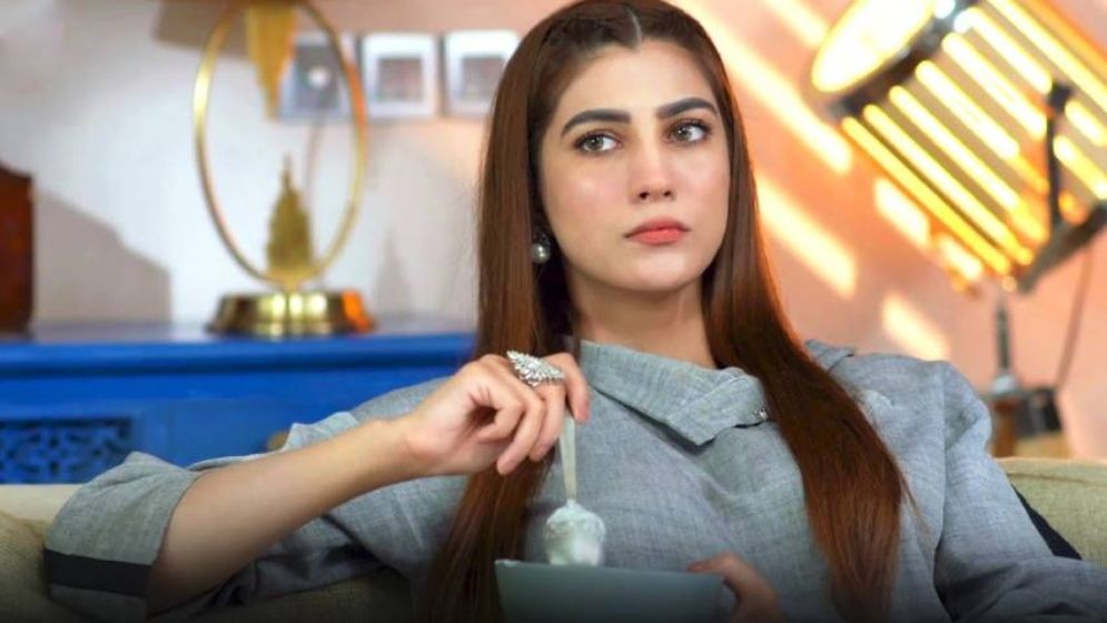 পাকিস্তানের অভিনেত্রী নাজিশ জাহাঙ্গীরের বিরুদ্ধে পরোয়ানা, কেন?