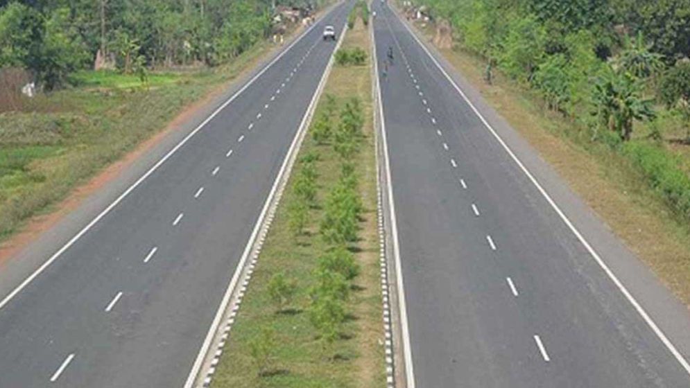 অবশেষে ঢাকা-রংপুর মহাসড়কের চারলেন খুলল