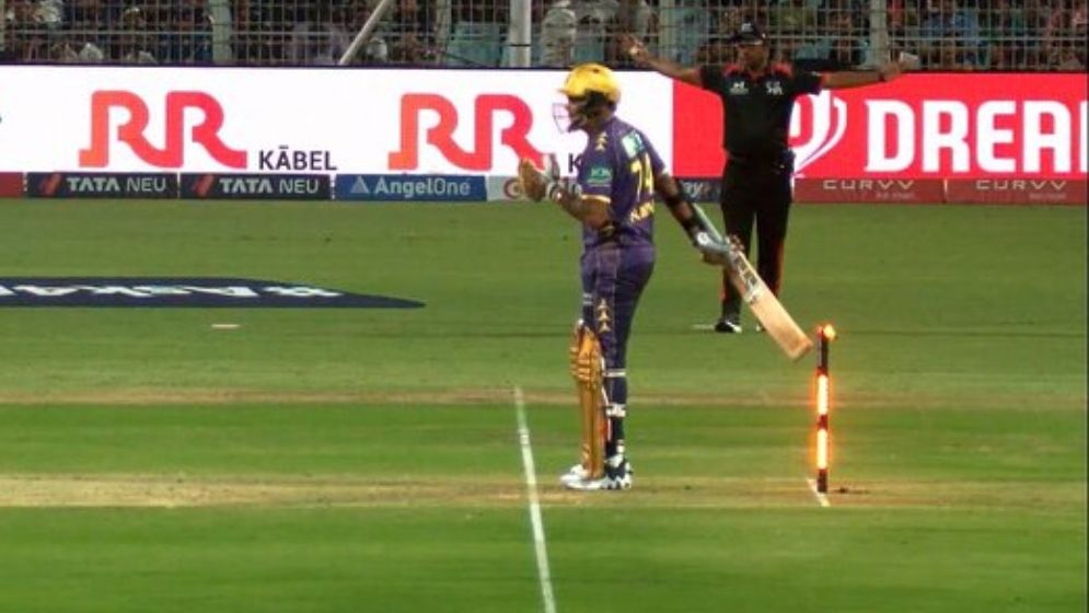 স্টাম্প ভেঙেও আউট নন নারাইন, কি বলছে নিয়ম