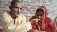 ৬৬ বছরের বৃদ্ধকে বিয়ে করলেন তরুণী