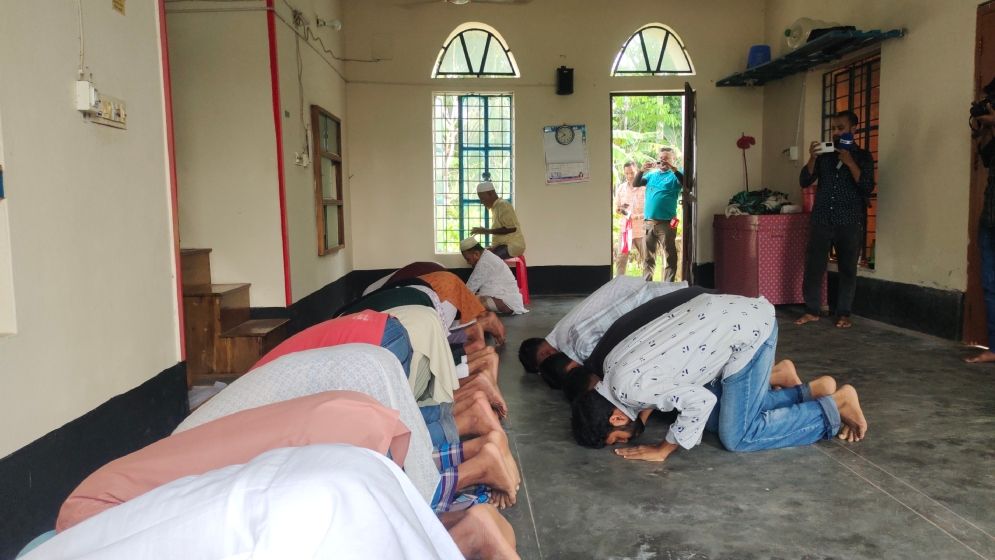 নাজিরপুরে অর্ধশত পরিবারে ঈদ উদযাপন
