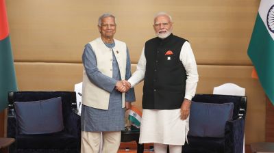ইউনূস-মোদি বাতচিতে পাল্লা ভারি কার?