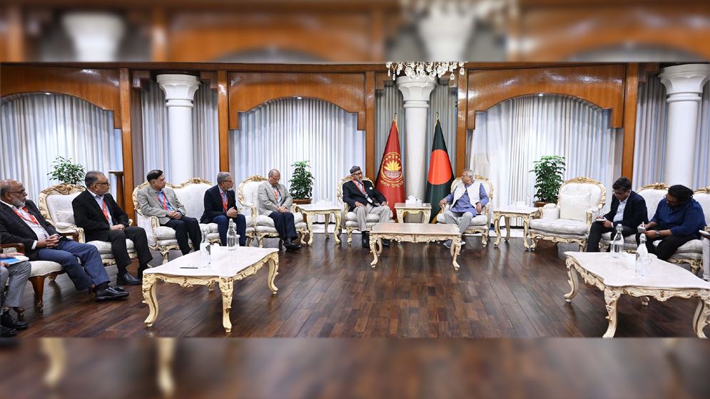 বিডিআর হত্যাকাণ্ডের রহস্য উদঘাটন করতেই হবে: প্রধান উপদেষ্টা