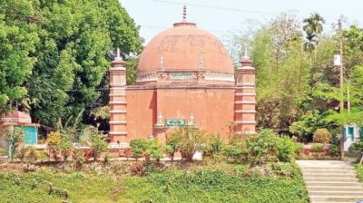 মোগল স্থাপত্যের নিদর্শন আতিয়া মসজিদ