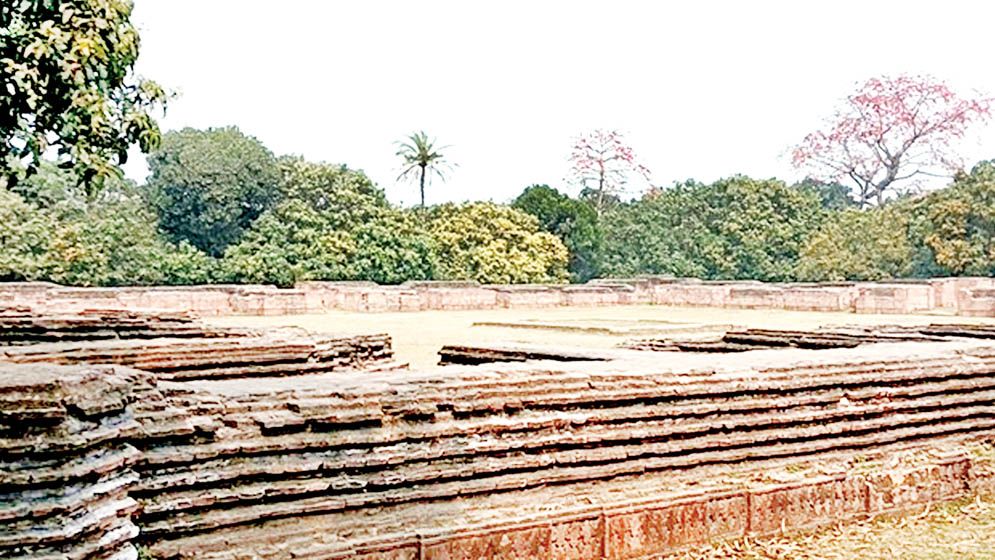 চাঁপাইয়ের নিভৃত গ্রামে প্রথম বিশ্ববিদ্যালয়!
