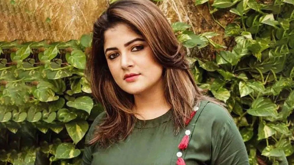 ‘সাহসী’ দৃশ্যে অভিনয় করতে পেরে আপ্লুত শ্রাবন্তী