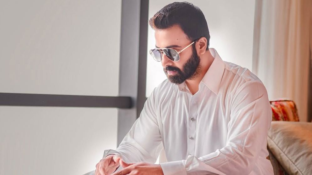 প্রেক্ষাগৃহে ছুটছেন শিল্পীরা, সিনেমার প্রতি কমছে দর্শক আগ্রহ