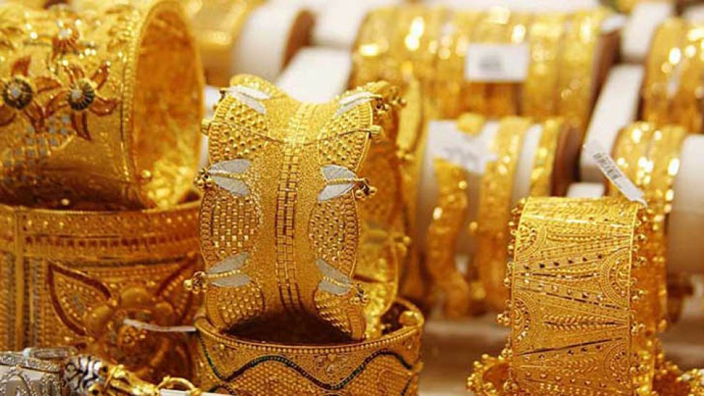 রেকর্ড উচ্চতায় সোনার দাম, প্রভাব পড়বে বাংলাদেশেও!
