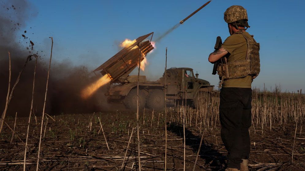 ৩০ ঘণ্টা পার হতেই ইউক্রেনজুড়ে রাশিয়ার ক্ষেপণাস্ত্র ও ড্রোন হামলা