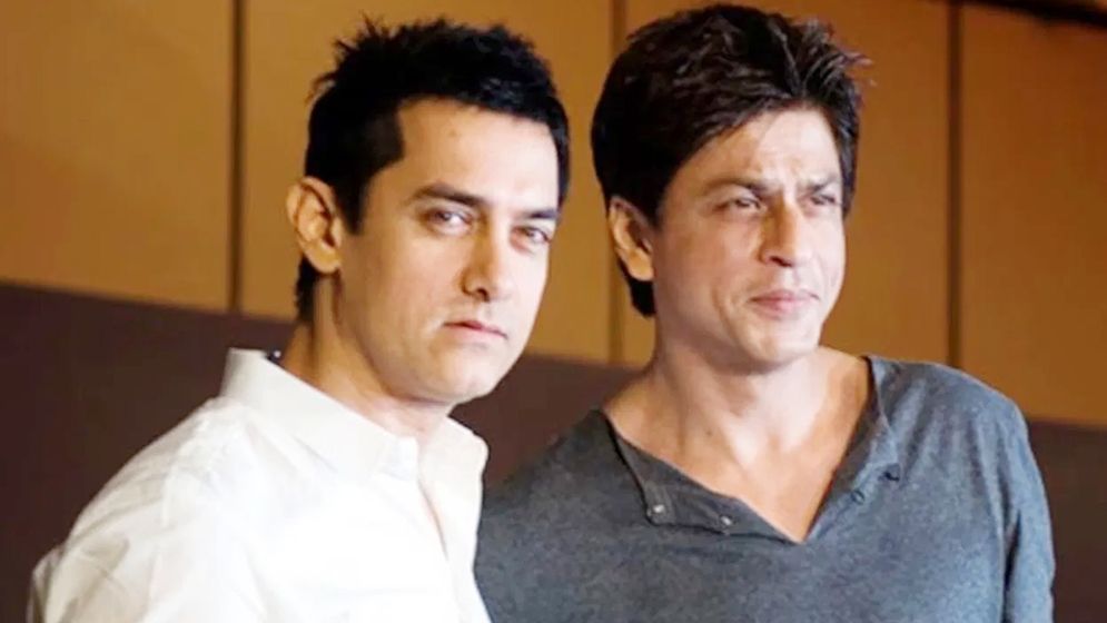 শাহরুখের পর বাড়ি ছাড়লেন আমির, কিন্তু কেন?