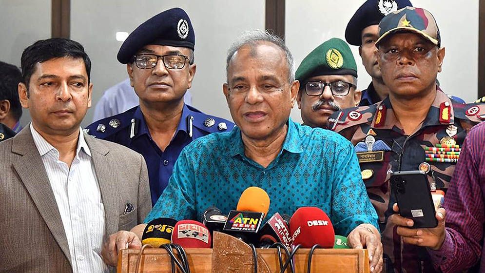 সীমান্তের ভিডিও সবটা যে সত্য তা না, আবার সব মিথ্যাও না: স্বরাষ্ট্র উপদেষ্টা