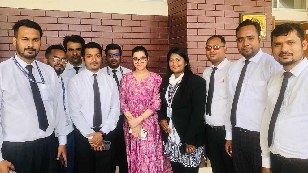 এবার সেই গৃহকর্মীর বিরুদ্ধে পাল্টা মামলা করলেন পরীমনি