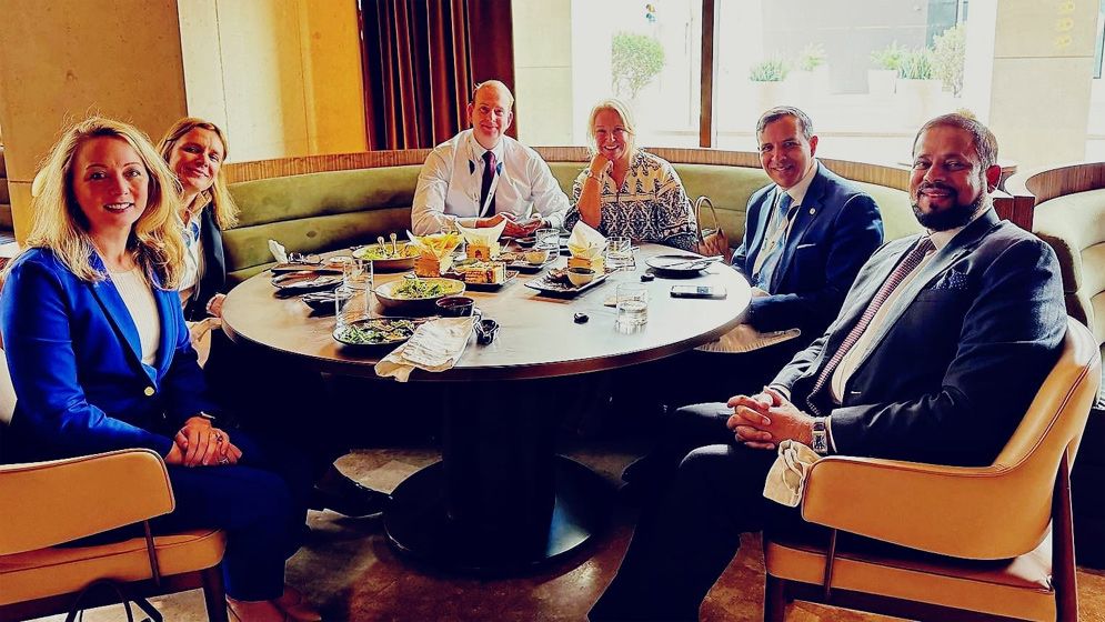 শীর্ষ নেতাদের নিয়ে তাস চেয়ারম্যানের মধ্যাহ্নভোজ বৈঠক