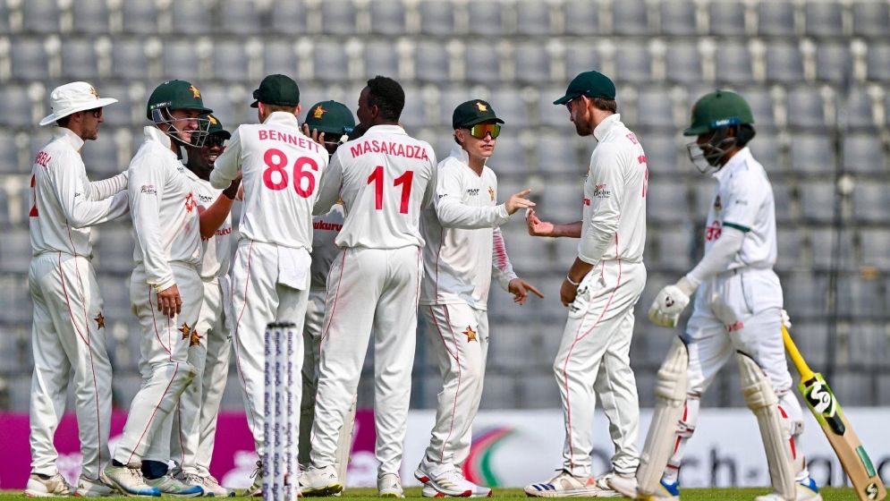 আড়াই লাখের জিম্বাবুয়ের কাছেও পাত্তা পায় না আট লাখের বাংলাদেশ