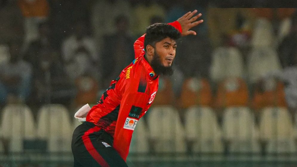 রিশাদের বাজে দিনে লাহোরের হার