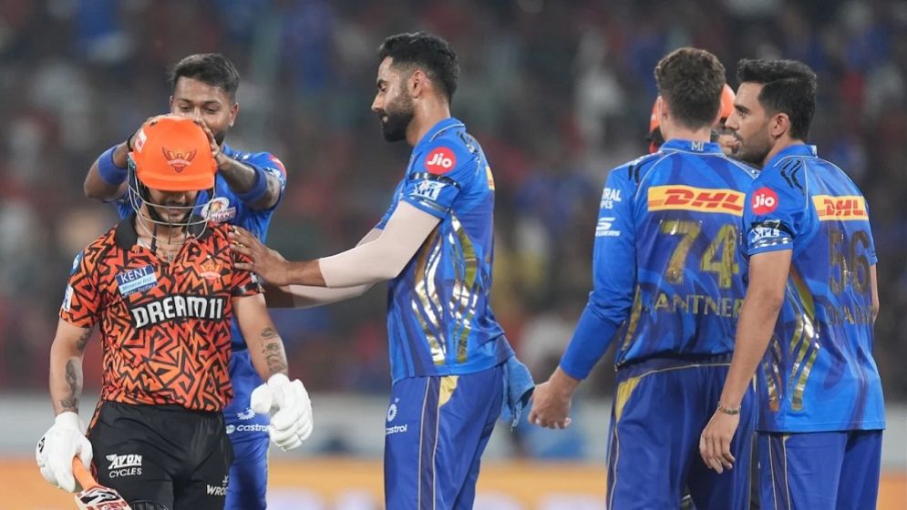 ভারতীয় ব্যাটারের সেই কাণ্ডে দানা বাঁধছে সন্দেহ