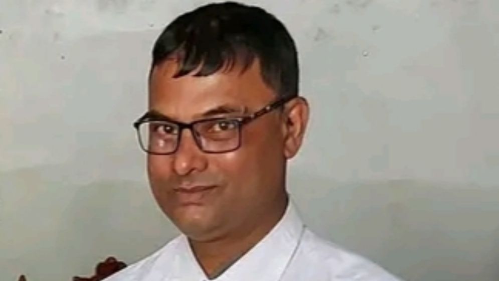 লালপুরে আইনজীবীসহ ৩ জনকে কুপিয়ে জখম, স্বর্ণালংকার লুট