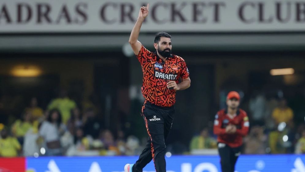 শামির বিশ্বরেকর্ড গড়া ম্যাচে বিপর্যস্ত চেন্নাই