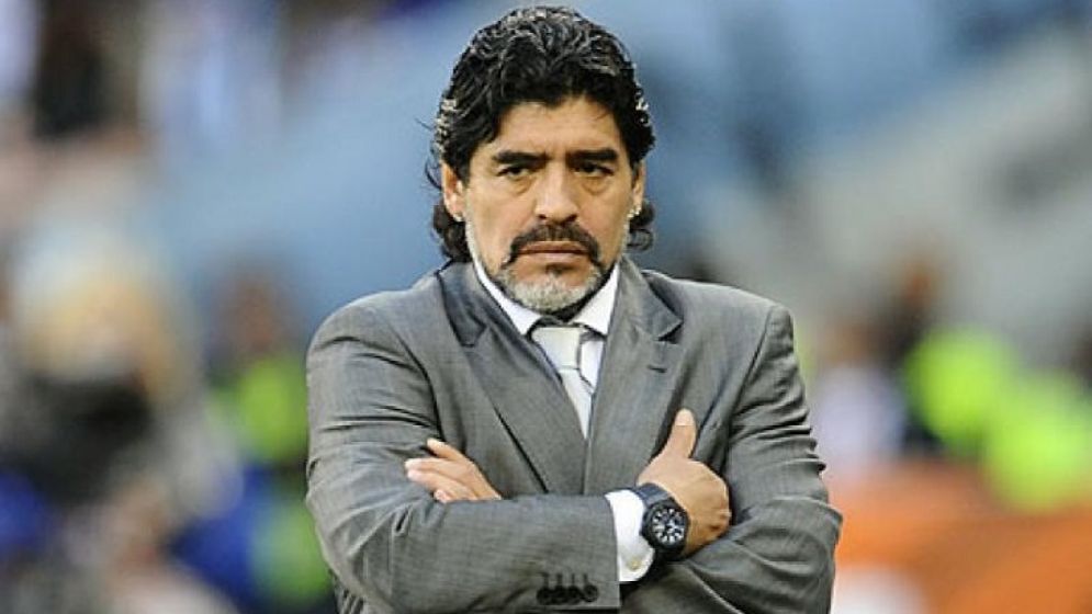 চিকিৎসকদের সহযোগিতা করতেন না ম্যারাডোনা