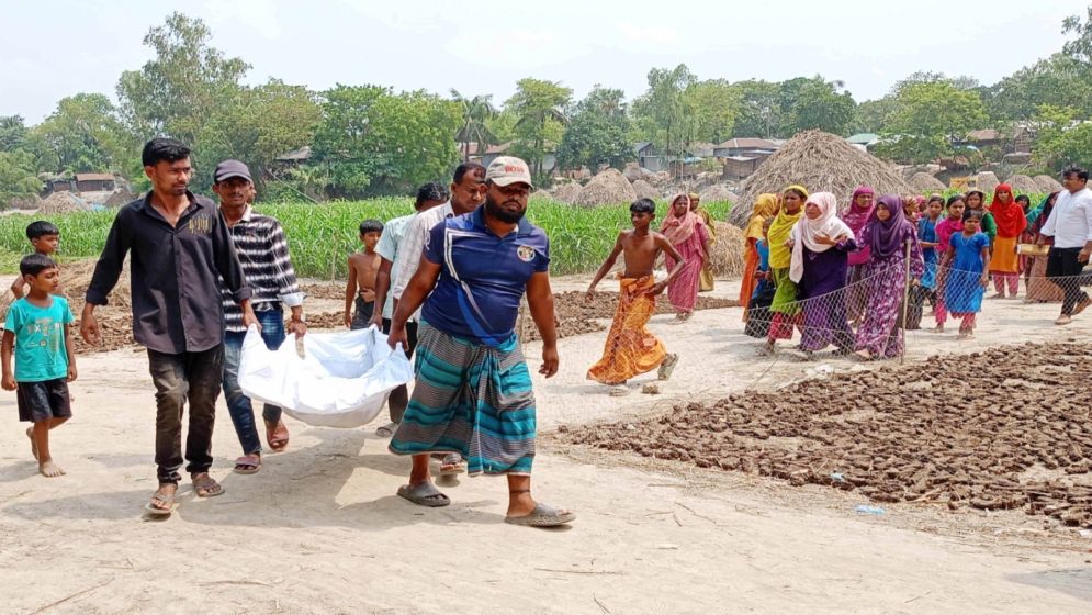 পরকীয়ায় বাধা দেওয়ায় স্বামীর হাতে প্রাণ গেল স্ত্রীর
