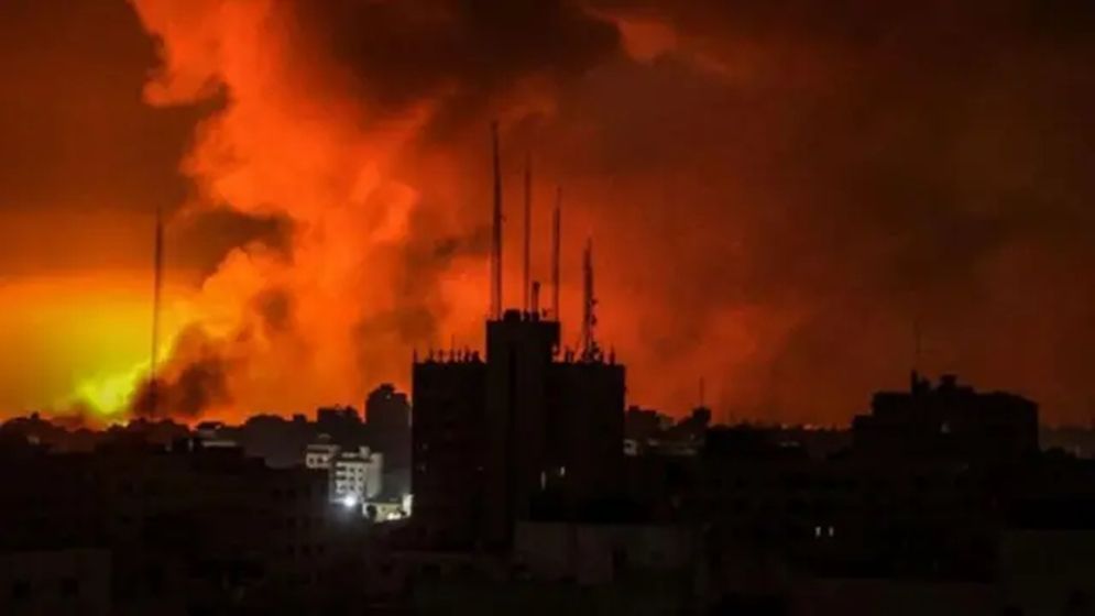 গাজা জ্বলছে : চাই জোরালো প্রতিবাদ