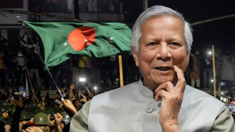 মানুষ মনে করে অন্তর্বর্তী সরকার ভালো সমাধান, কেউ যেতে বলছে না