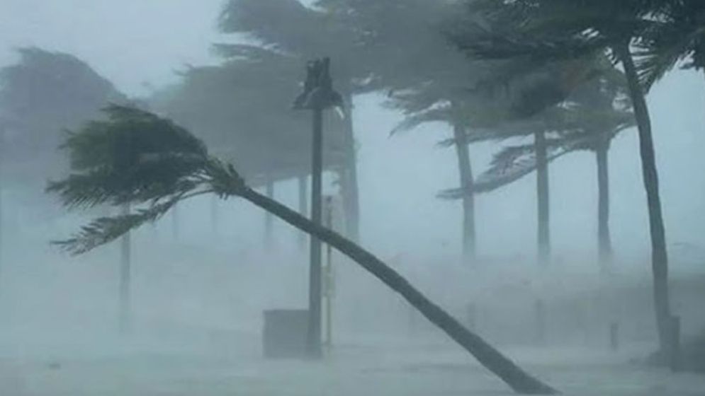 দুপুরের মধ্যে যেসব অঞ্চলে ৬০ কিমি বেগে ঝড়ের আশঙ্কা