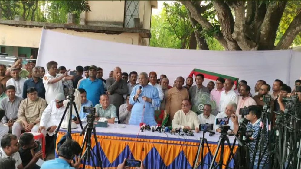 অপকর্ম বন্ধ করুন, না হলে বিএনপিকেও ছুড়ে মারবে: মির্জা ফখরুল