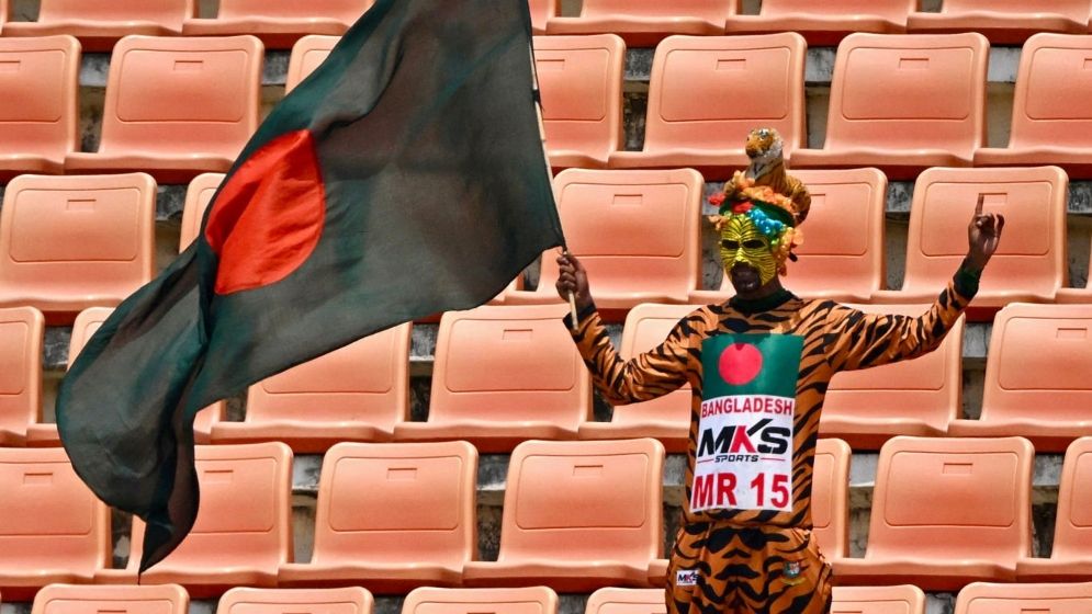 ফ্রিতে খেলা দেখানোর ঘোষণার পরও চট্টগ্রামে দর্শক নেই