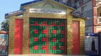 ১৪৪ ধারা ভেঙে এসএসসি কেন্দ্রে ঢুকে পরিদর্শককে হুমকির অভিযোগ