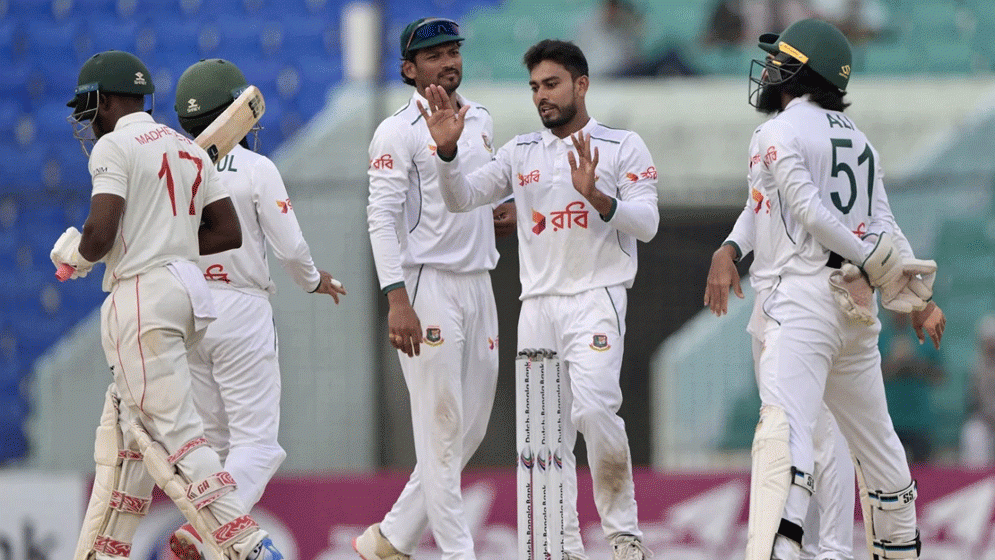 ইনিংস ও ১০৬ রানের ব্যবধানে টাইগারদের দাপুটে জয়