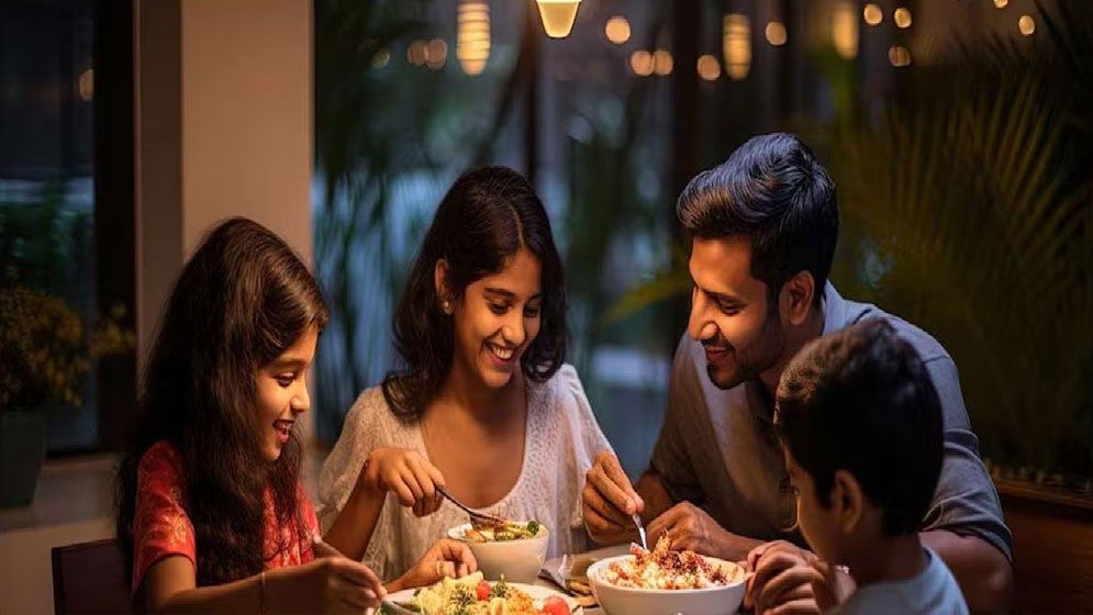 ডিনারে যে ৩ খাবার খেলে হতে পারে বিপদ