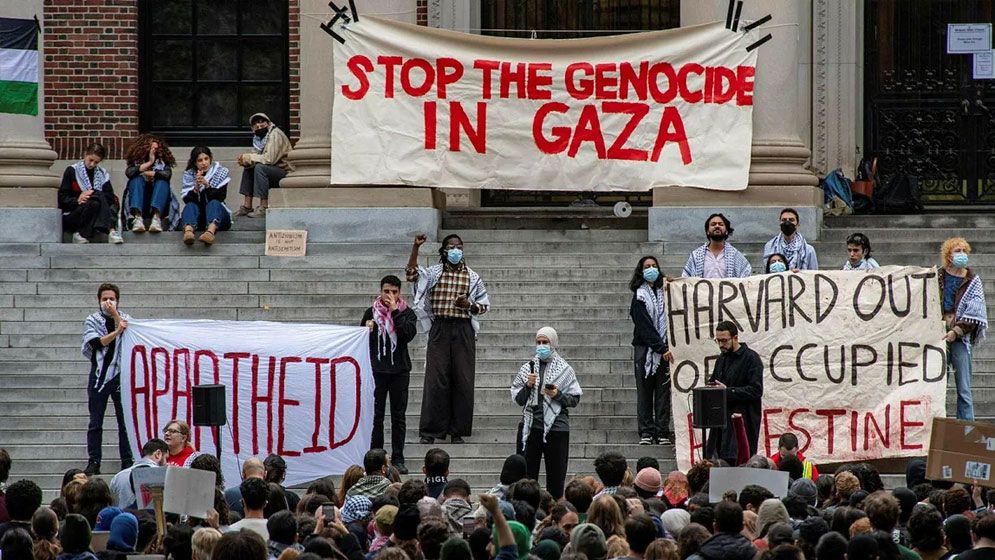 নিরাপত্তাহীনতায় ভুগছে হার্ভার্ডের ৯২% মুসলিম শিক্ষার্থী