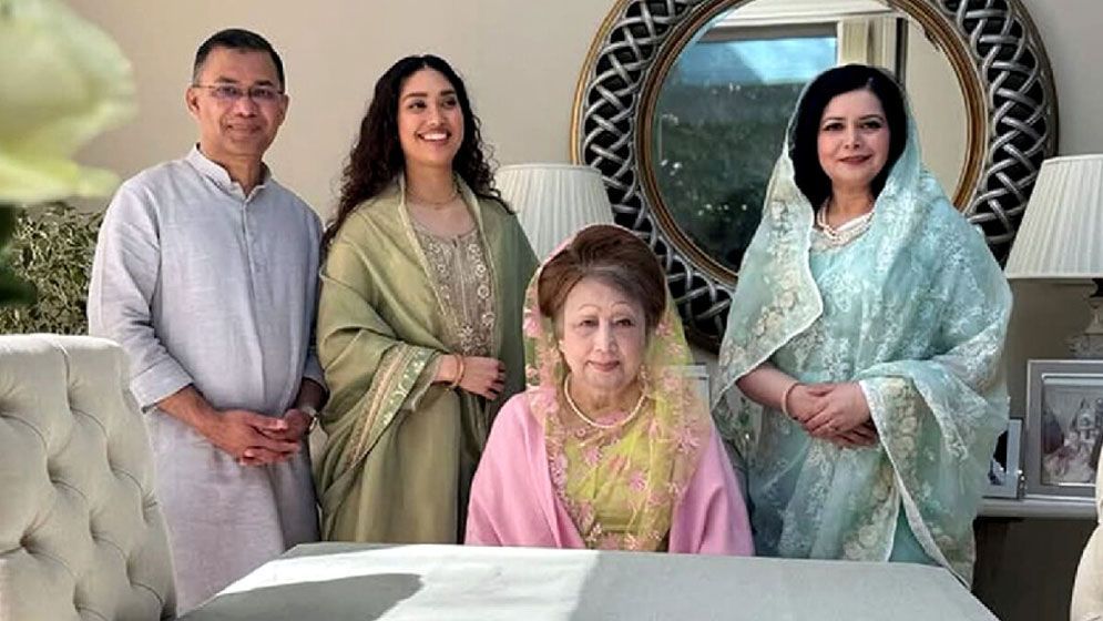 শিগগিরই দেশে ফিরছেন খালেদা জিয়া