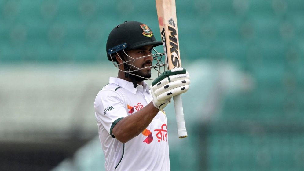 স্বস্তি নিয়ে দুপুরের খাবার খেতে গেল বাংলাদেশ