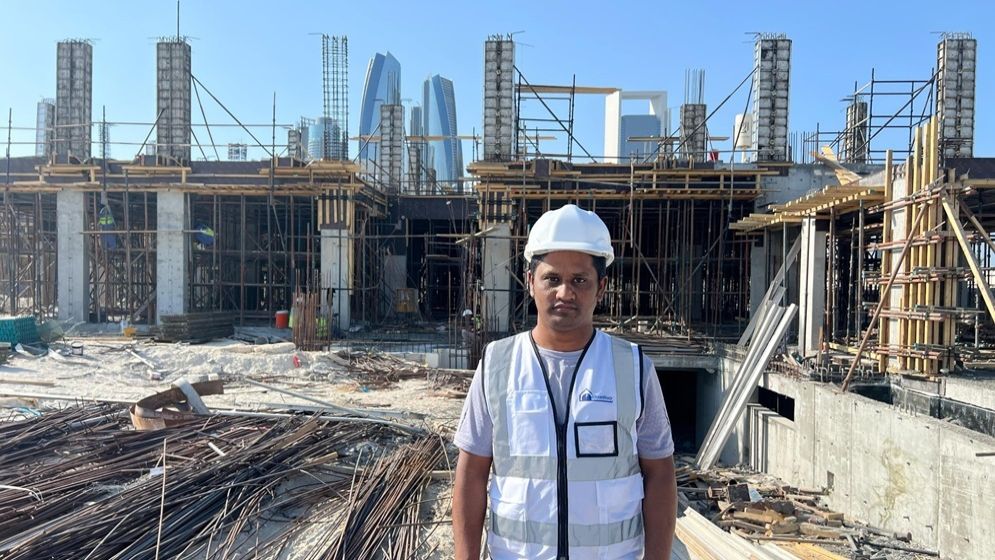 প্রবাসে ছুটিহীন মে দিবস