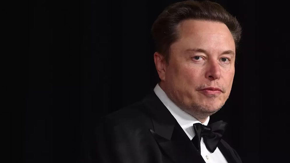 ইলন মাস্কের বিকল্প খোঁজার খবরটি ভুয়া, জানাল টেসলা