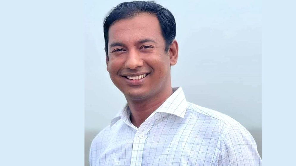 শ্বশুরবাড়ি থেকে সাবেক কৃষিমন্ত্রীর পিএস আটক