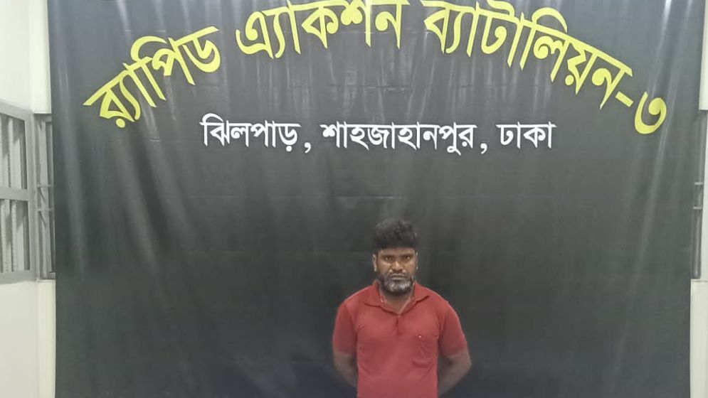 পলাশবাড়ীতে রুবেল হত্যা মামলার পলাতক আসামি সইফ গ্রেফতার
