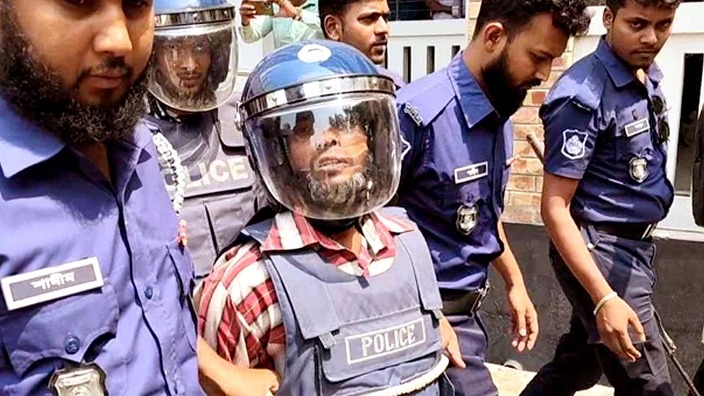 আকাশের সঙ্গে ছেলের বউয়ের সম্পর্কের জেরে হত্যাকাণ্ড, দাবি হিটু শেখের