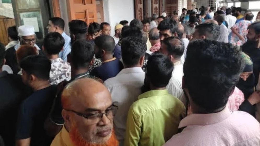 শামা ওবায়েদের গাড়িবহরে হামলা, আ.লীগের ১৮ নেতাকর্মী কারাগারে