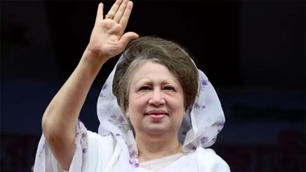 দেশে ফিরছেন খালেদা জিয়া, সফরসঙ্গী হচ্ছেন যারা