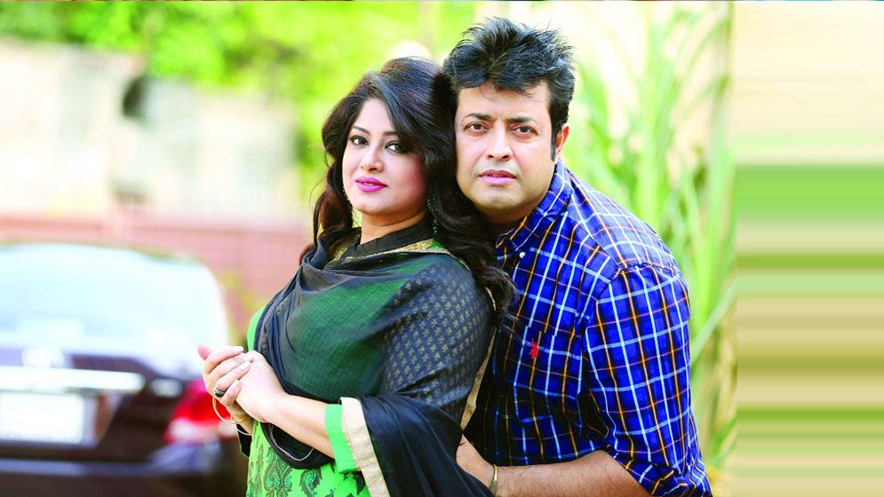 মৌসুমী অভিনয়ে ফিরবেন কিনা সিদ্ধান্ত জানালেন ওমর সানী