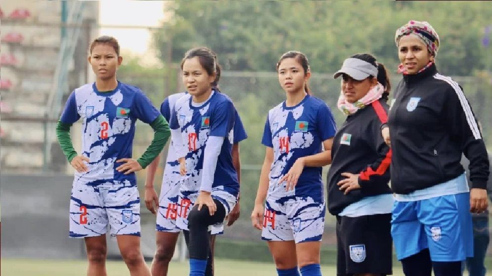 বেতন বাড়ল বিদ্রোহী নারী ফুটবলারদের