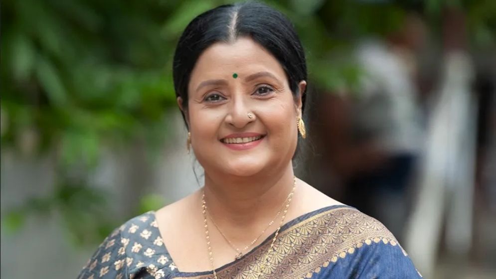 দুই দশক ধরে শিক্ষকতায় চিত্রলেখা গুহ