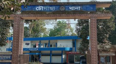 আসামি ধরতে গিয়ে হামলার শিকার ওসিসহ ৭ পুলিশ সদস্য