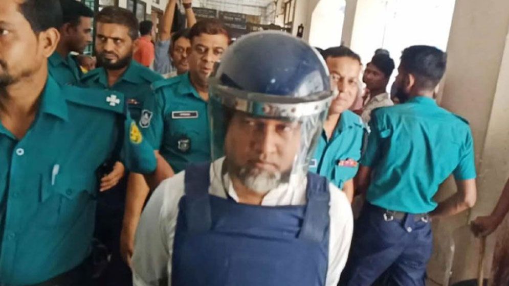 বিরক্তিভরা মুখে আদালতকে একাধিকবার ‘ধন্যবাদ’ জানালেন তাপস